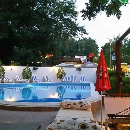 Hotel Lotos Kiten  Extérieur photo