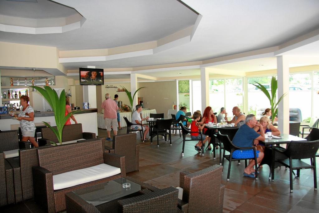 Hotel Lotos Kiten  Extérieur photo