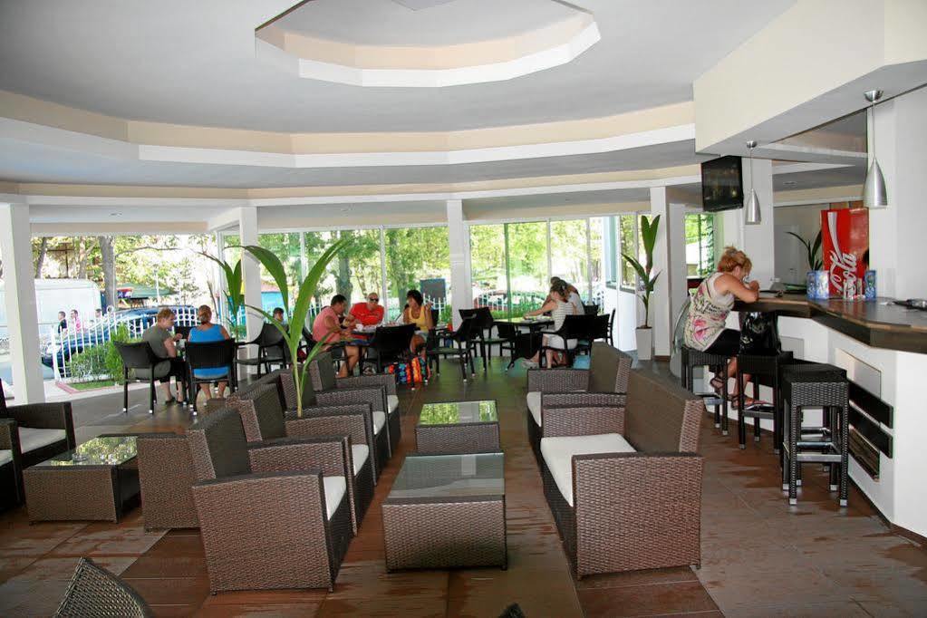 Hotel Lotos Kiten  Extérieur photo